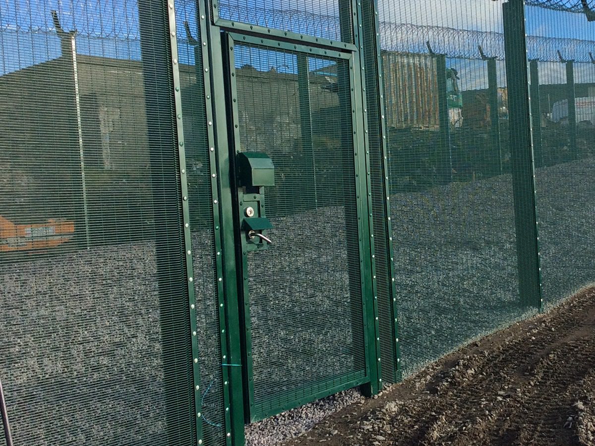 358 Pedestrian Gate HiSec Clad